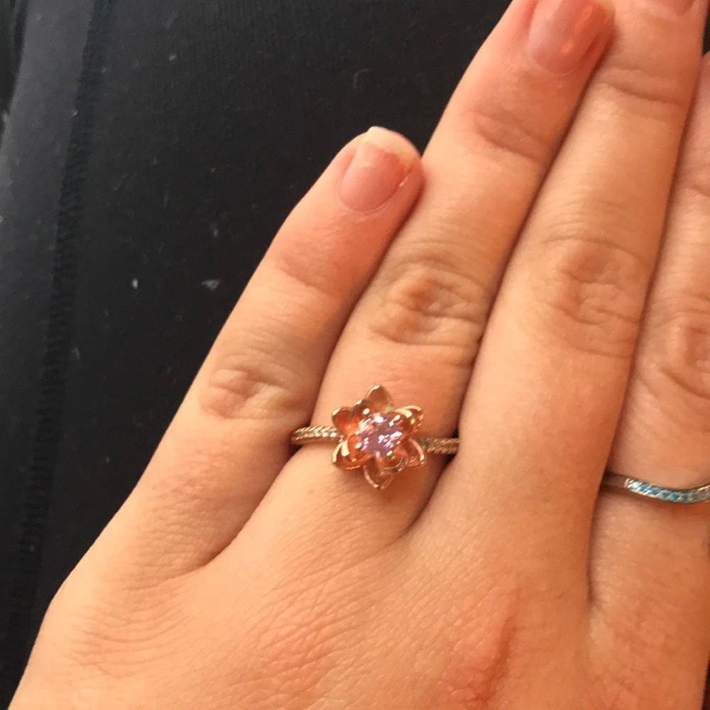 Ring - Picture 2 of 2
